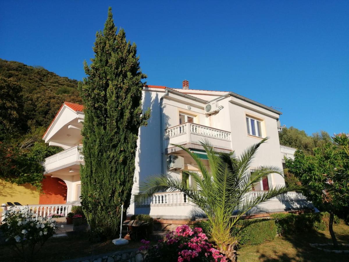 Apartments Fafandjel Rab Town Exterior photo